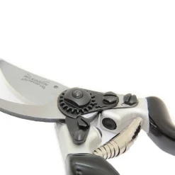 Wilkinson Sword Razorcut Pro Angled Head Bypass Pruner 5 Wilkinson Sword Razorcut Pro Angled Head Bypass Pruner -Elho || Westland || KOOPMAN Sales 787077 3