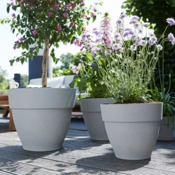 Elho Vibia Campana 35cm Round Planter (Various Colours) 10 Elho Vibia Campana 35cm Round Planter (Various Colours) -Elho || Westland || KOOPMAN Sales VIBCAMRND35 4