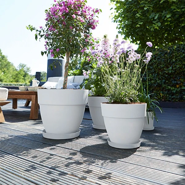 Elho Vibia Campana Round Planter 40cm (Various Colours) 1 Elho Vibia Campana Round Planter 40cm (Various Colours)